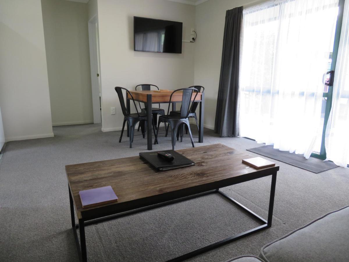 Commodore Court Motel ブレナム エクステリア 写真
