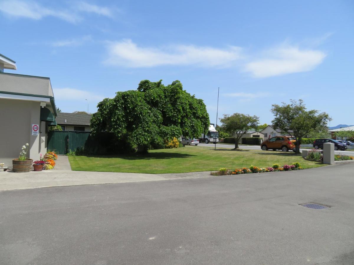 Commodore Court Motel ブレナム エクステリア 写真